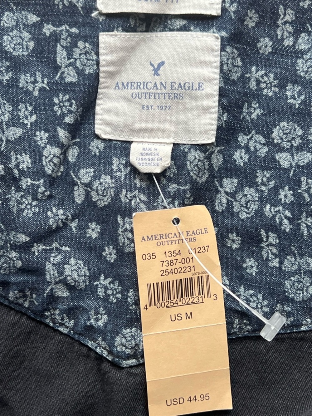 American Eagle Outfitters black fitted western style snap shirt - Picture 4 of 5